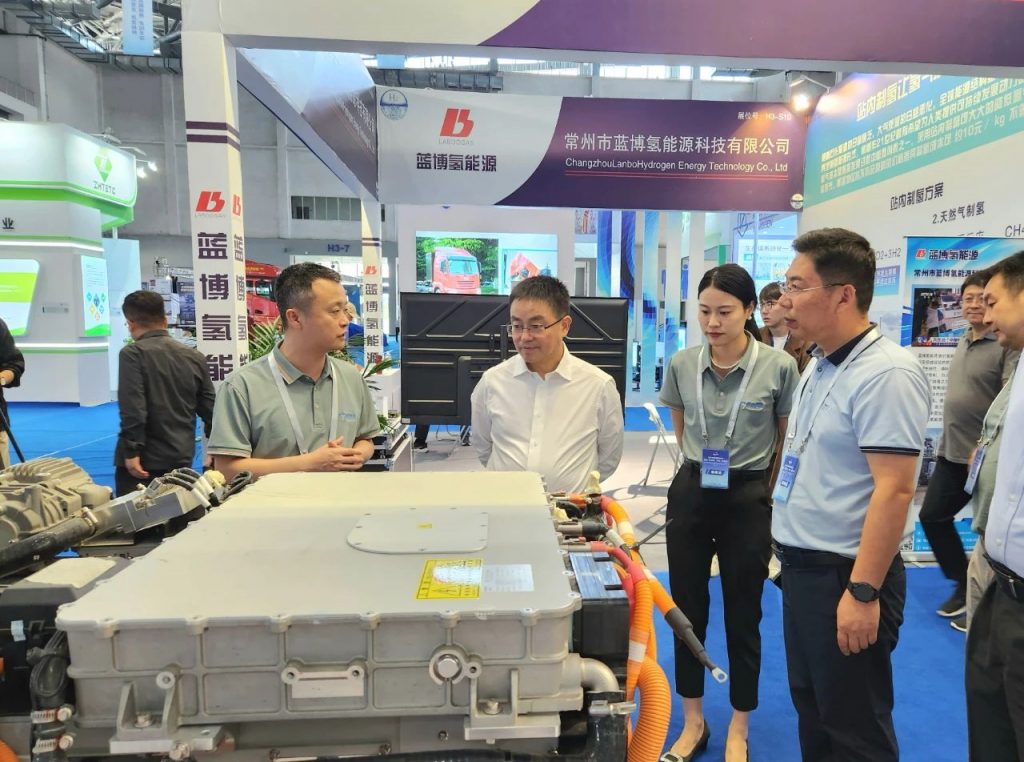 亿杰锋源氢能在中国(西部)氢能大会受到高度关注