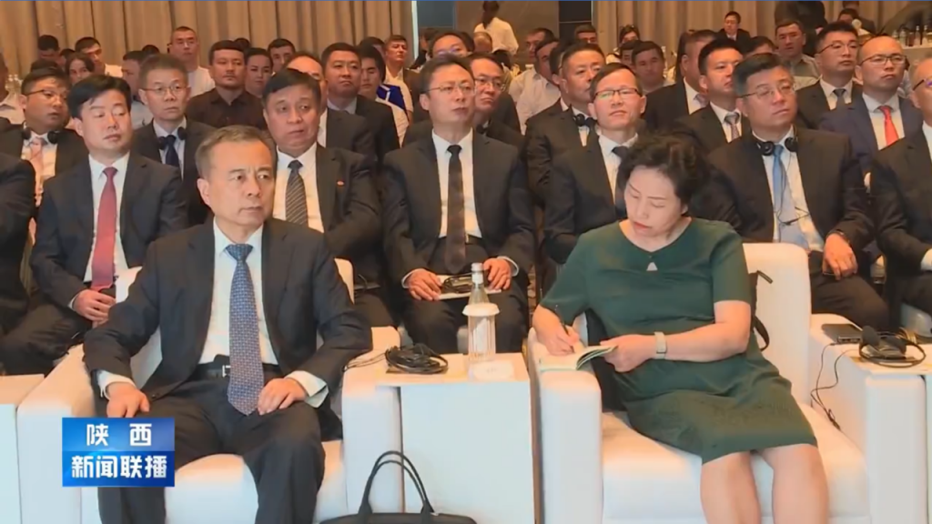 省委书记赵一德率团访问中亚 陈高志受邀参加相关活动