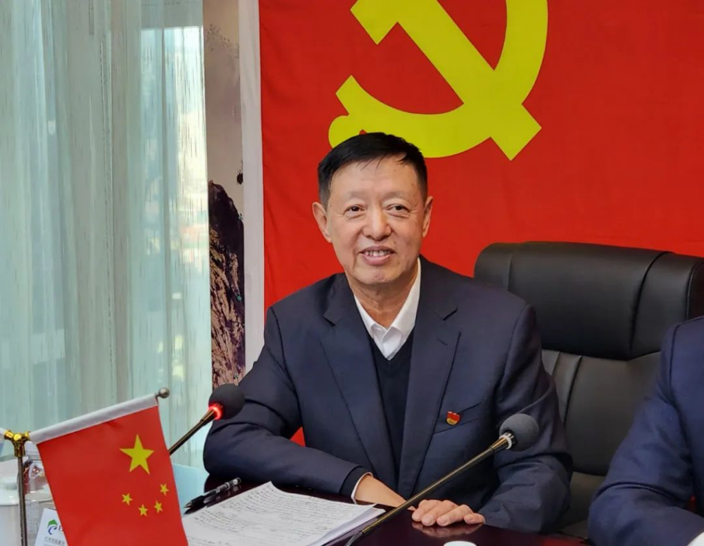 亿杰控股集团召开党的工作表彰会