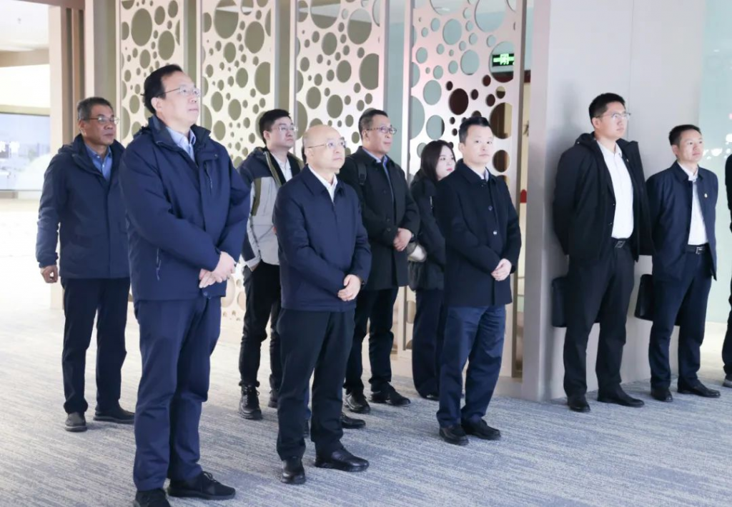 亿杰控股集团与陕煤蒲洁能化公司座谈交流