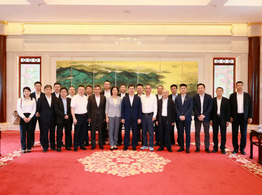 广州市长孙志洋会见“碳”索之路·城市行代表团一行