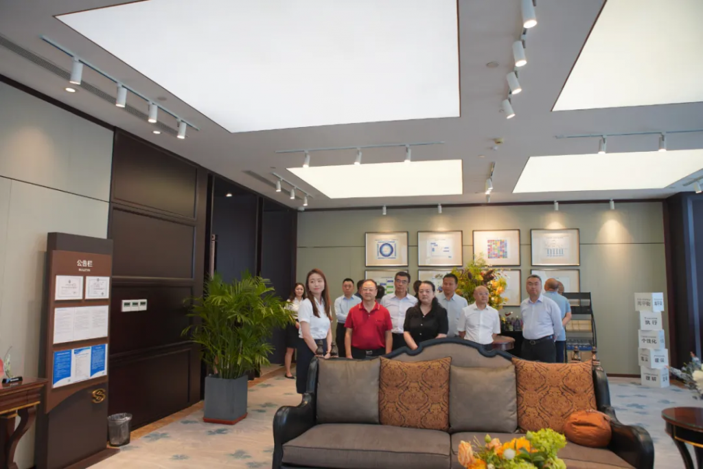 陈高志参加省工商联与民生银行西安分行座谈会作交流发言